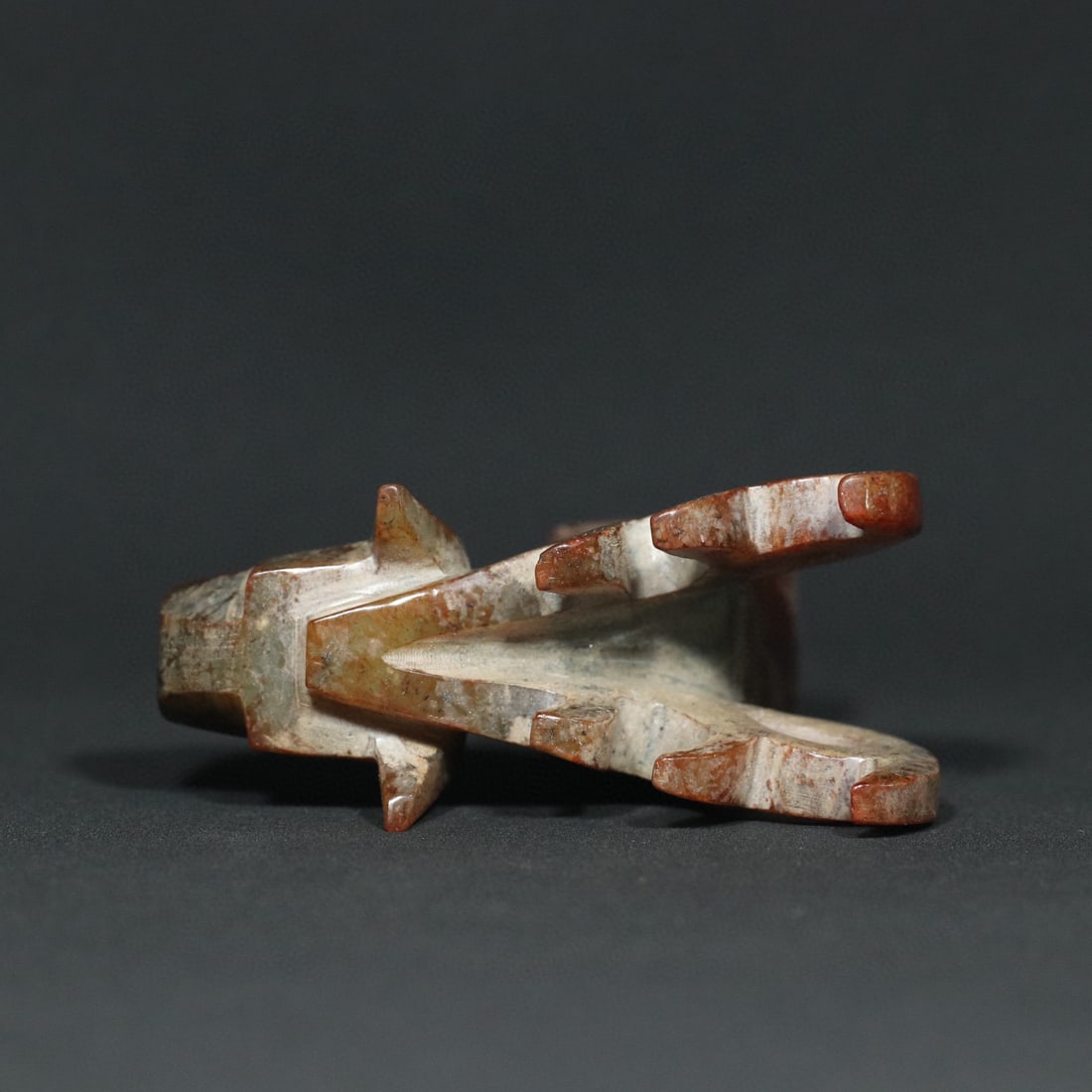 An Exquisite White Jade Ornament - 4