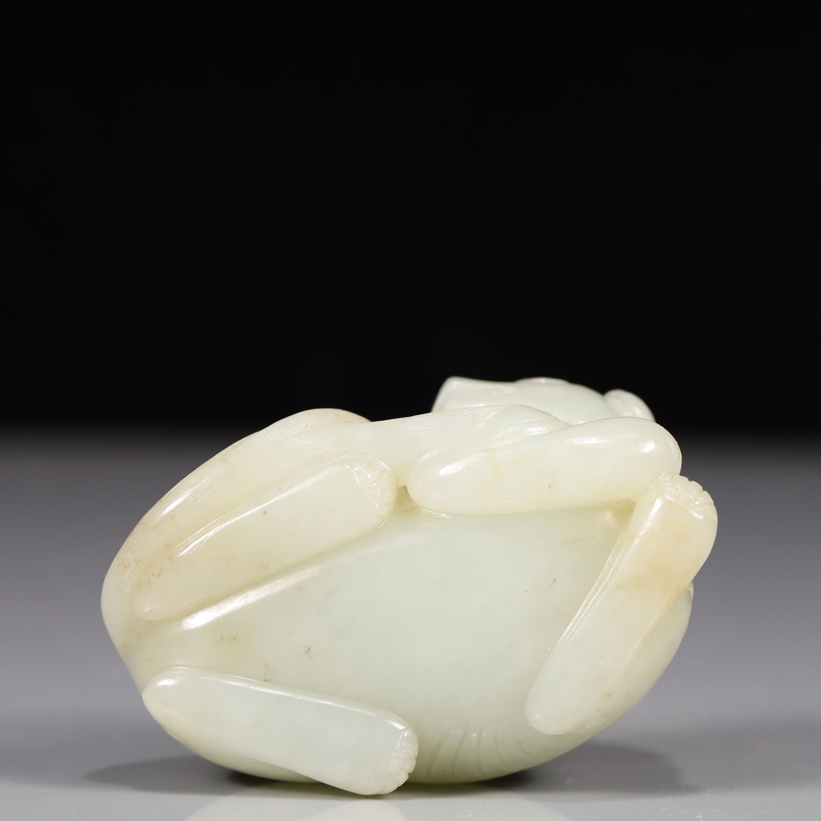 A Exquisite White Jade Auspicious Beast Ornament - 8