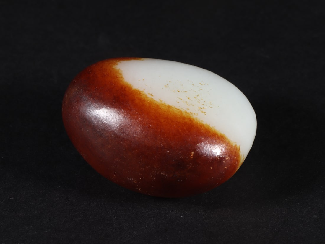 An Exquisite White Jade Ornament - 3