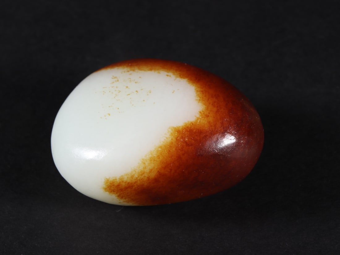 An Exquisite White Jade Ornament - 4