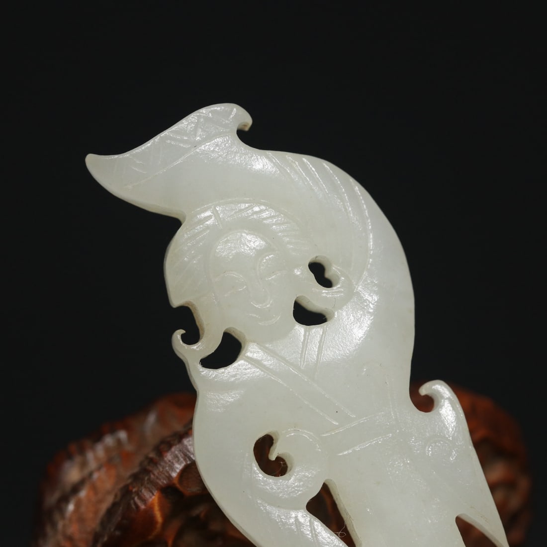 An Exquisite White Jade Figure Pendant - 5