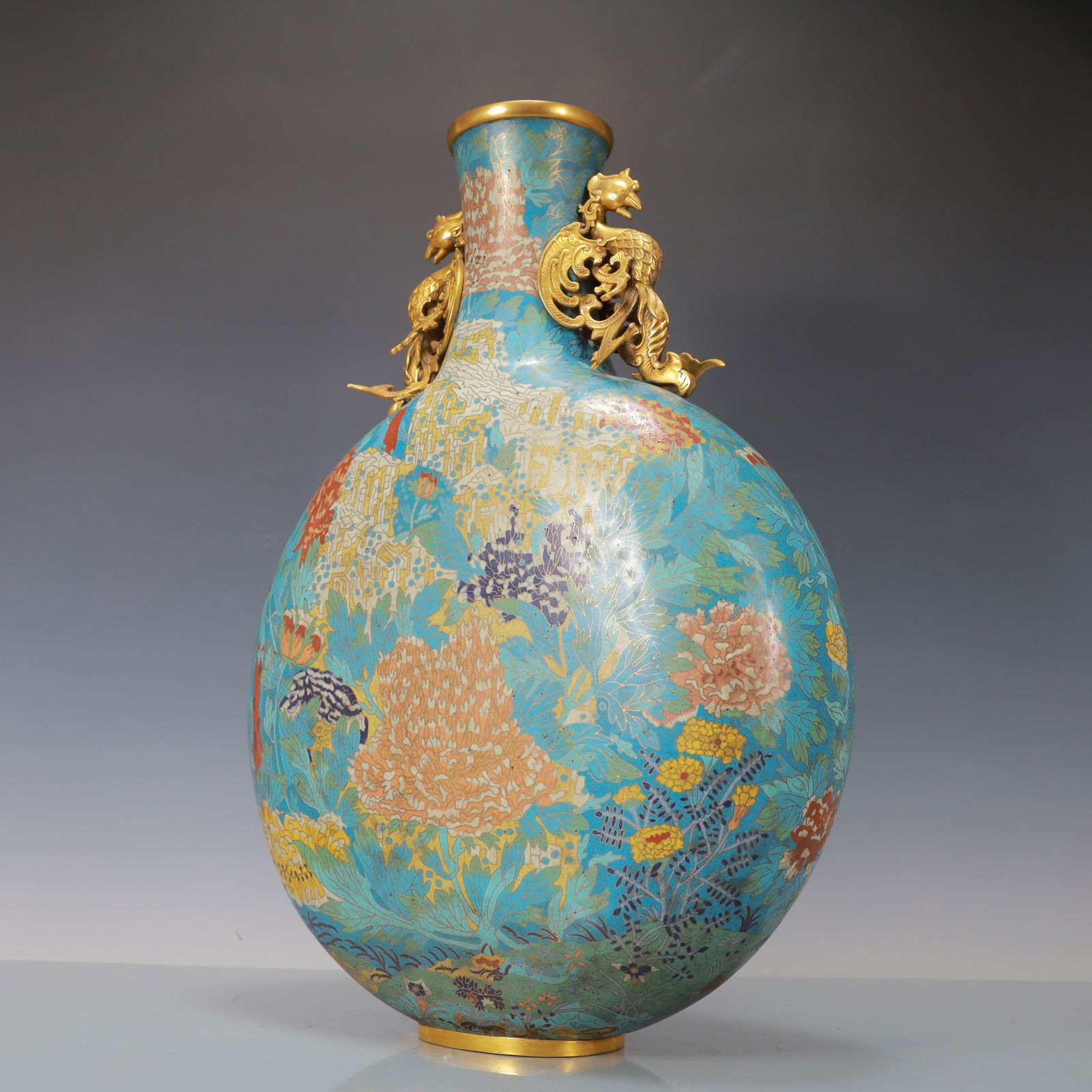 A Huge Cloisonne Chrysanthemum Pattern Phoenix-Ears Vase - 4