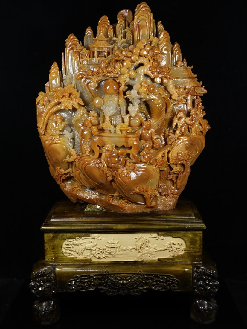 An Exquisite Shoushan Stone Auspicious Beast Pattern Ornament (1 of 9)