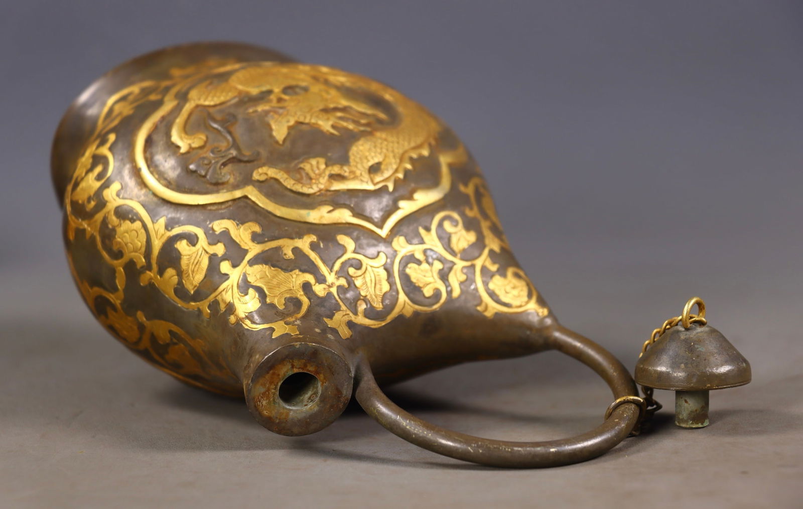 An Exquisite Gilt Bronze Lotus Pattern Dragon Pattern Ewer - 7