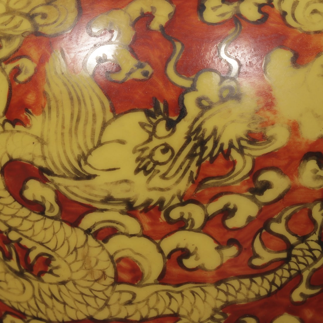 An Exquisite Red Glazed Dragon Pattern Seawater Pattern Lotus Pattern Jar - 4