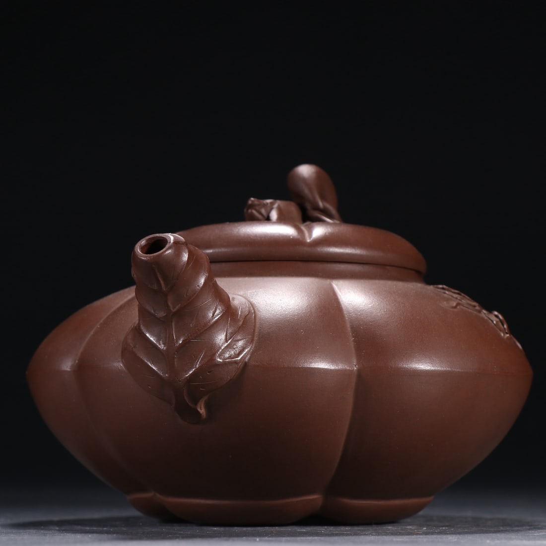 An Exquisite Purple Sands Grapes Pattern Teapot - 6