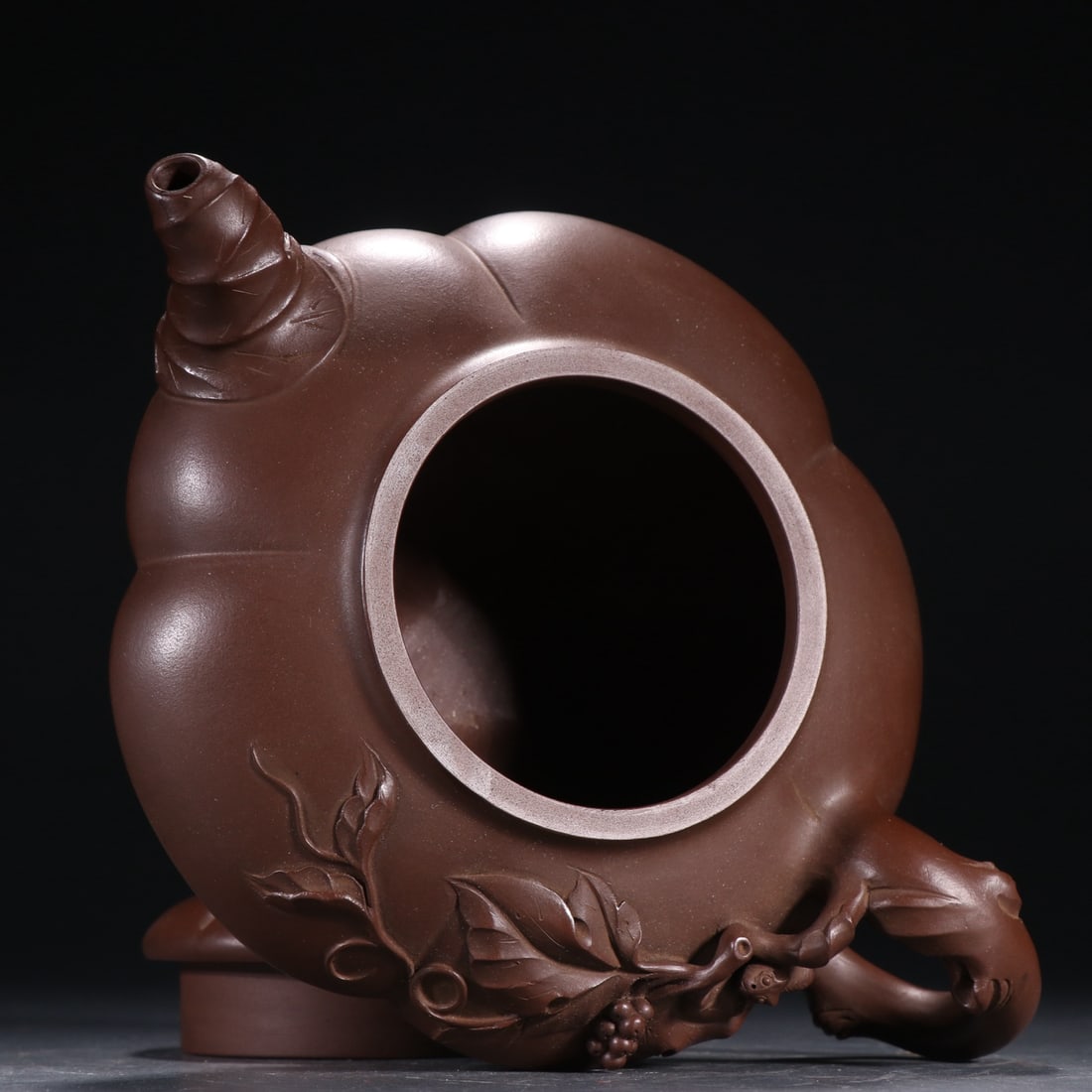 An Exquisite Purple Sands Grapes Pattern Teapot - 8