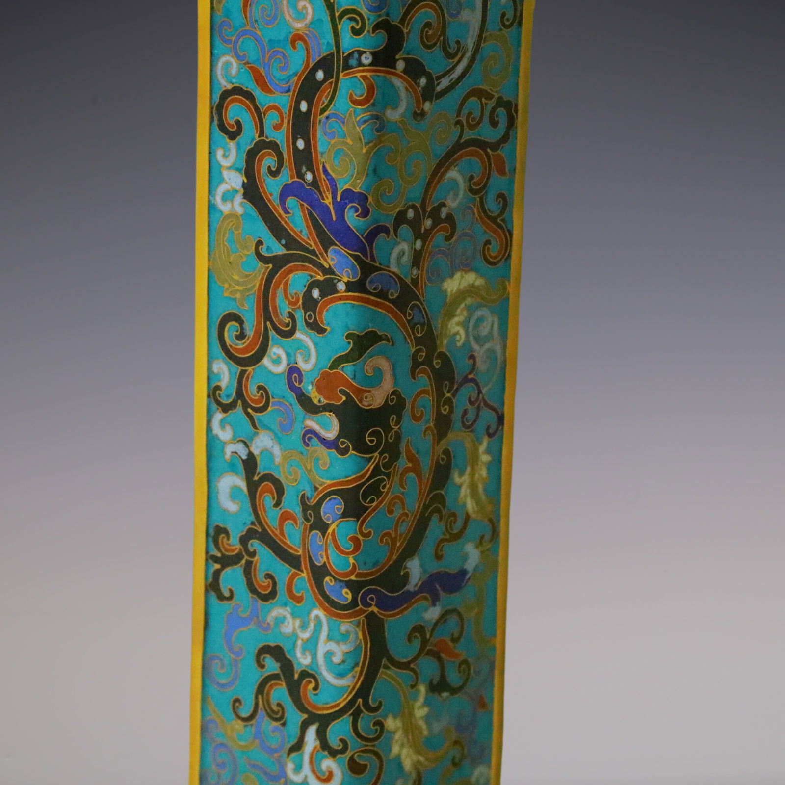 An Exquisite Cloisonne Lion Pattern Dragon Pattern Lotus Pattern Table - 5