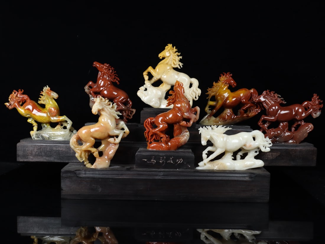 A Set of Fine Shoushan Stone Horse Ornament (1 of 9)