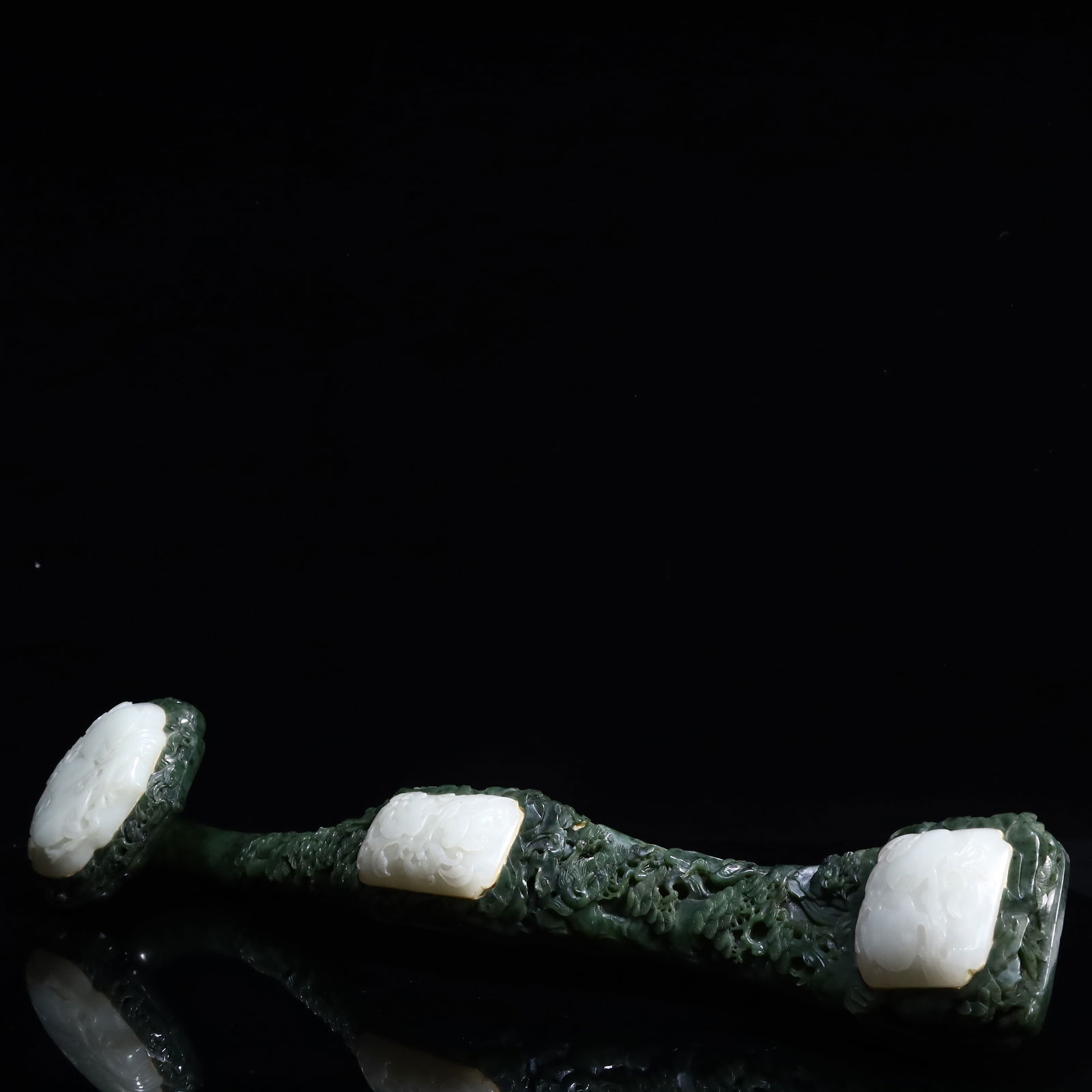 A beautiful Hetian jade ruyi (1 of 9)