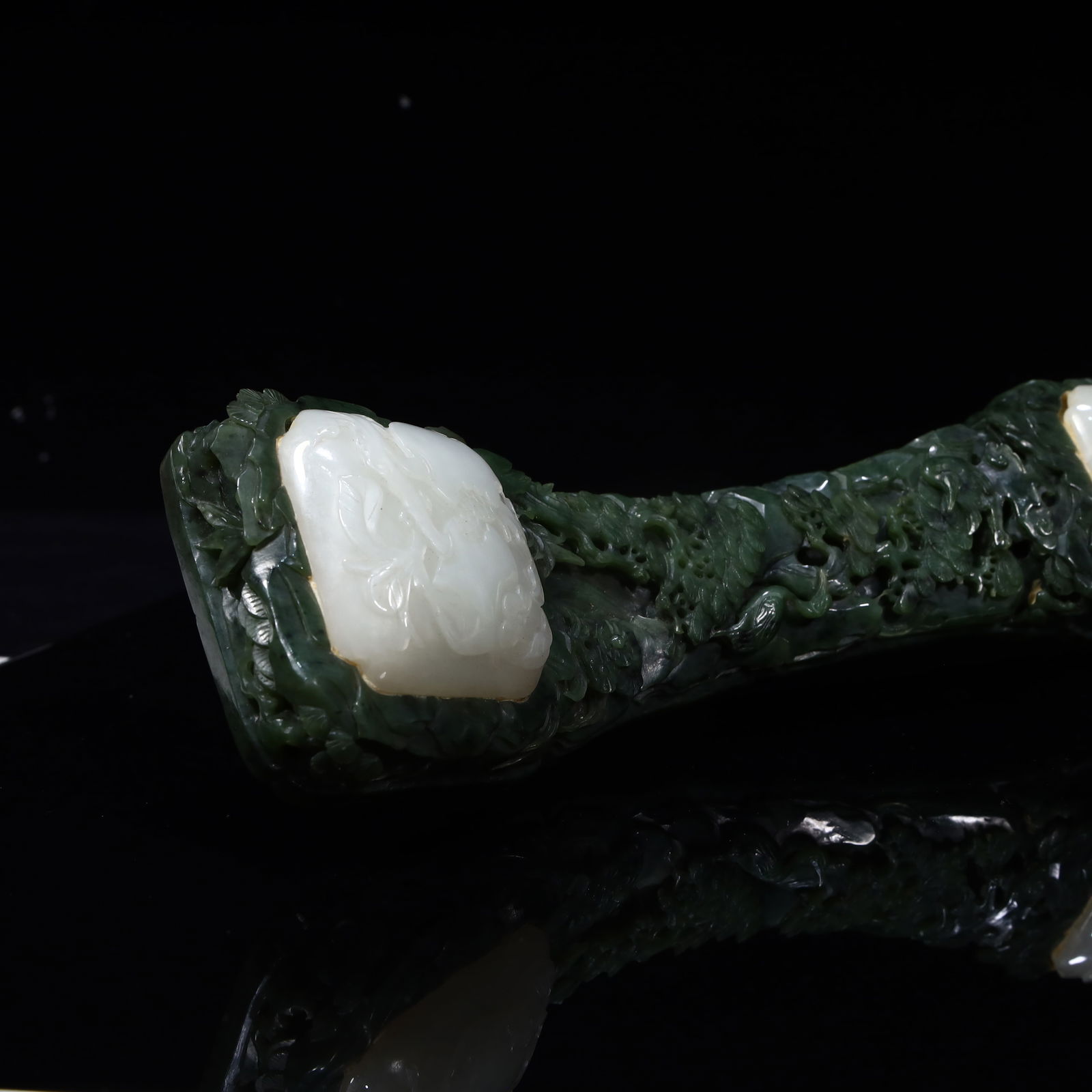 A beautiful Hetian jade ruyi - 7