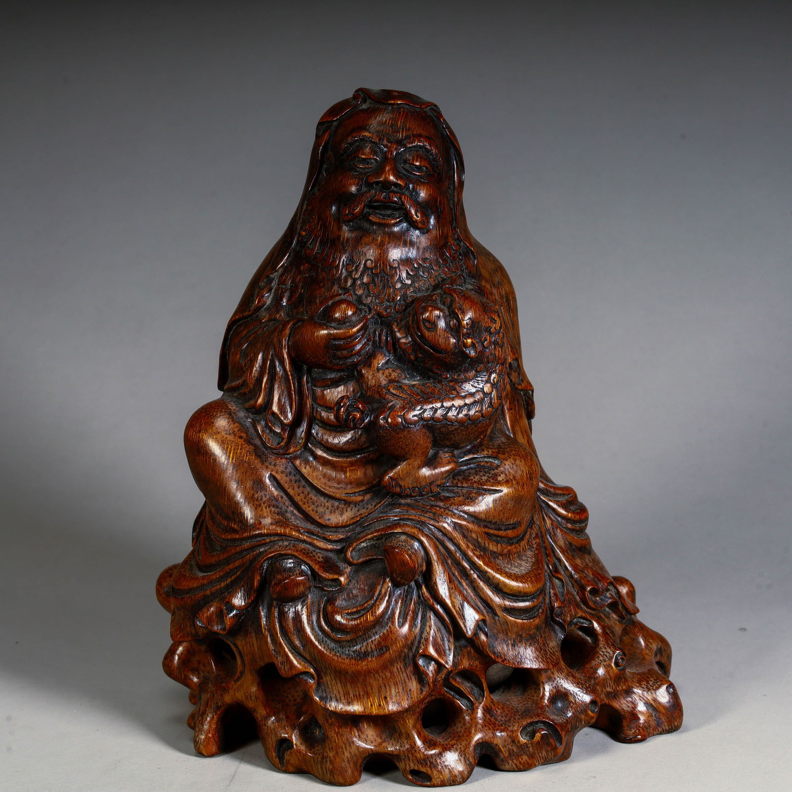 A bamboo carved birthday star statue of the Qing Dynasty: Bamboo carving birthday statue in the Qing Dynasty Size: H:21cm L: 17W:10cm W:296.3g (The Dimensions Of All Batches Are Manually Measured.If You Need More Detailed Information,