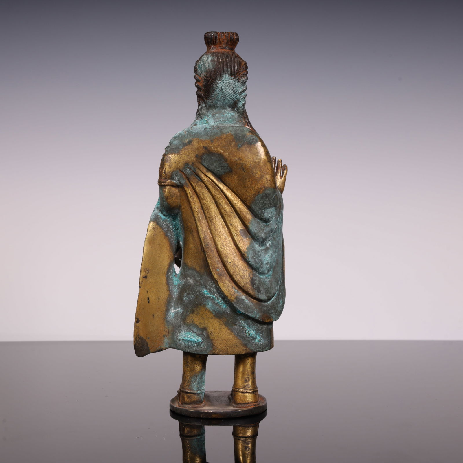 A beautiful bronze gilt Buddha - 7