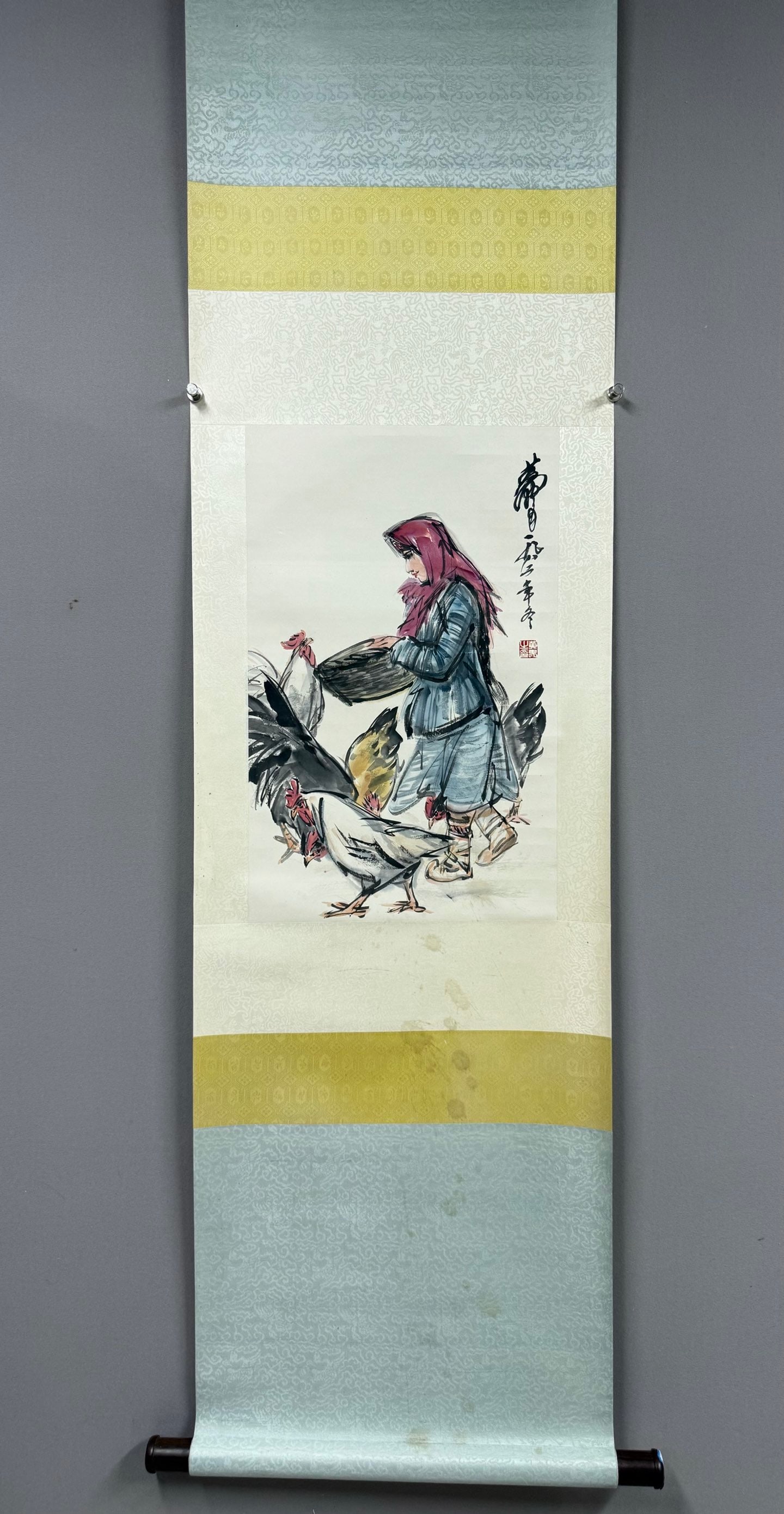 A picture of Huang Zhou's chicken feeding: Huang Zhou's chicken feeding picture Size:52x33cm (The Dimensions Of All Batches Are Manually Measured.If You Need More Detailed Information, Please Contact Our Customer Service