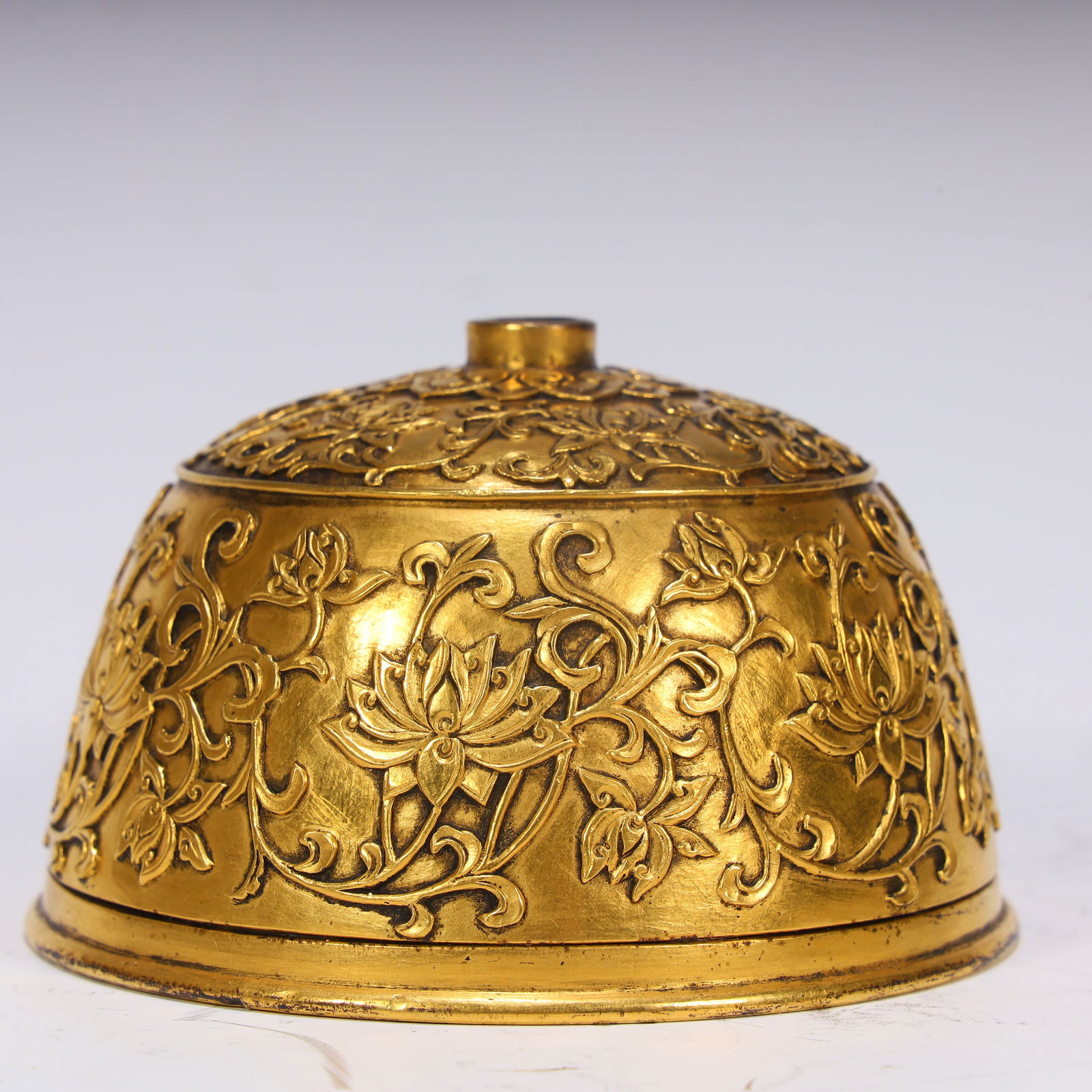 A gilt incense insert from the Ming Dynasty - 2