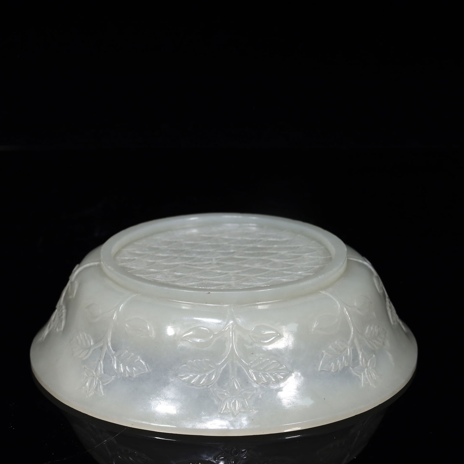 A beautiful Hetian jade plate - 4