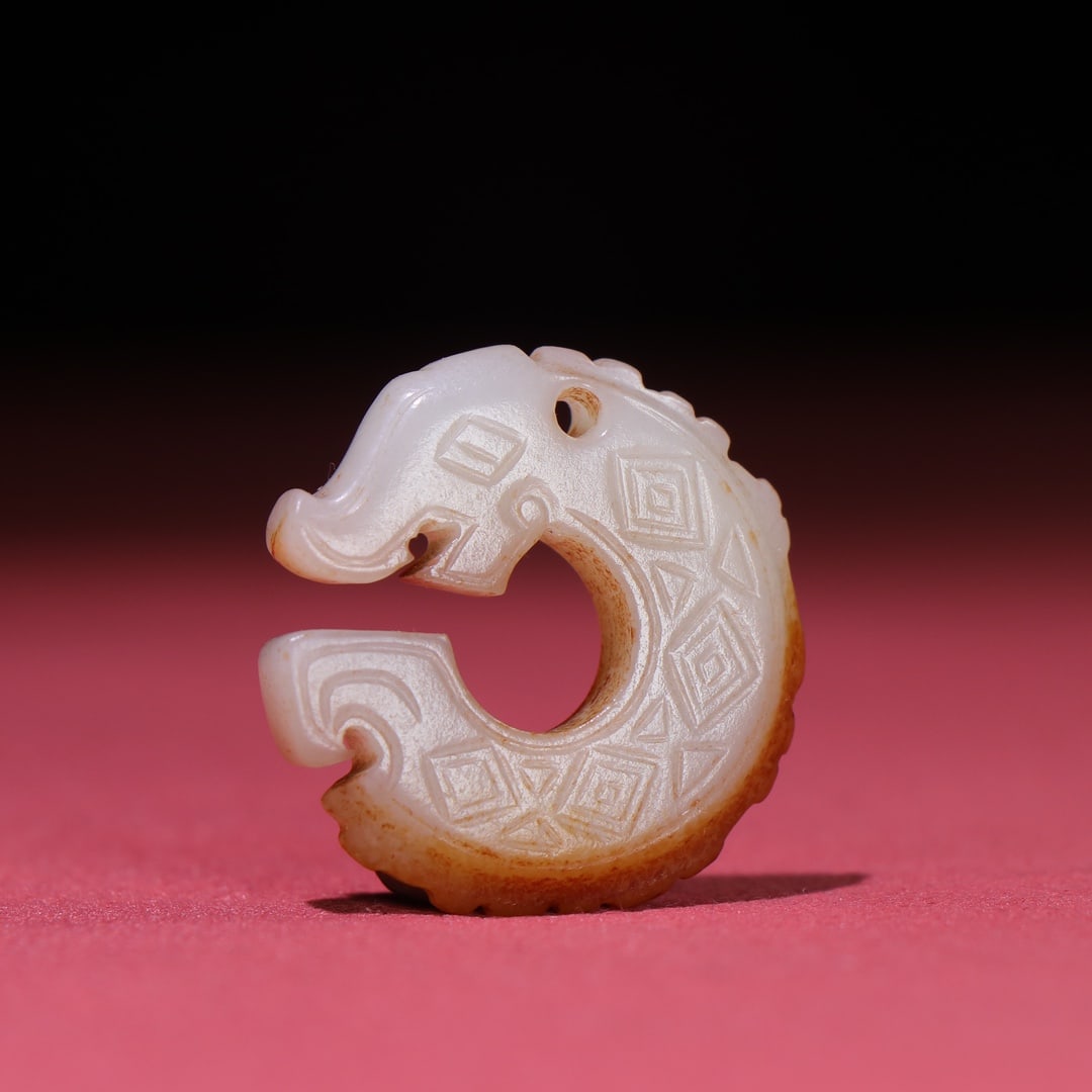 A beautiful white jade dragon pendant - 5