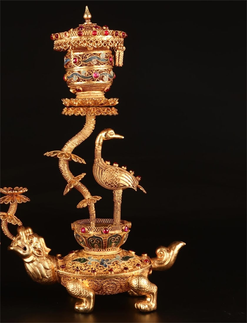 A fine filigree inlaid crane turtle: Exquisite filigree inlaid crane turtle Size:W:1222g H:27cm W:18cm (The Dimensions Of All Batches Are Manually Measured.If You Need More Detailed Information, Please Contact Our
