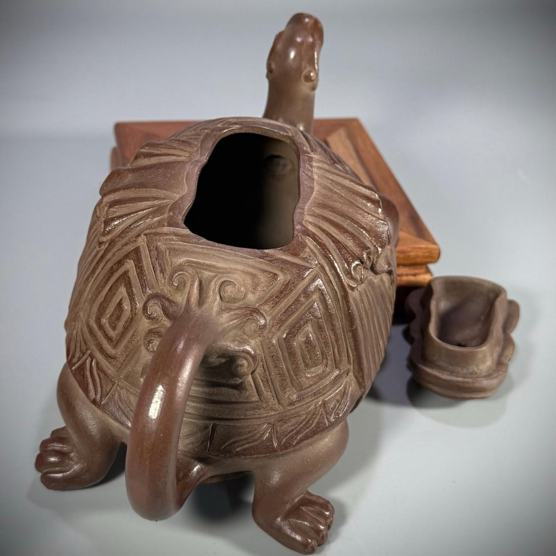 A beautiful Yang Luqian basalt pot - 7