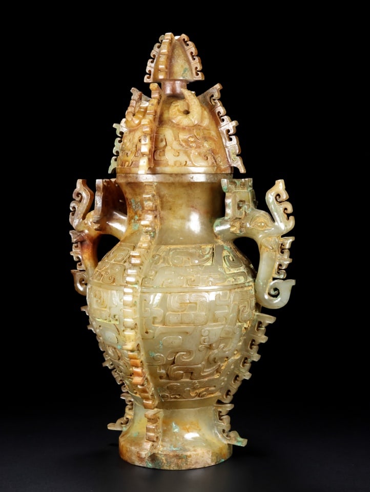 A beautiful Hetian jade jar: Exquisite Hetian jade jar Size:L:17cm W:13cm H:25.5cm W:1300g (The Dimensions Of All Batches Are Manually Measured.If You Need More Detailed Information, Please Contact Our Customer Service Before Bid