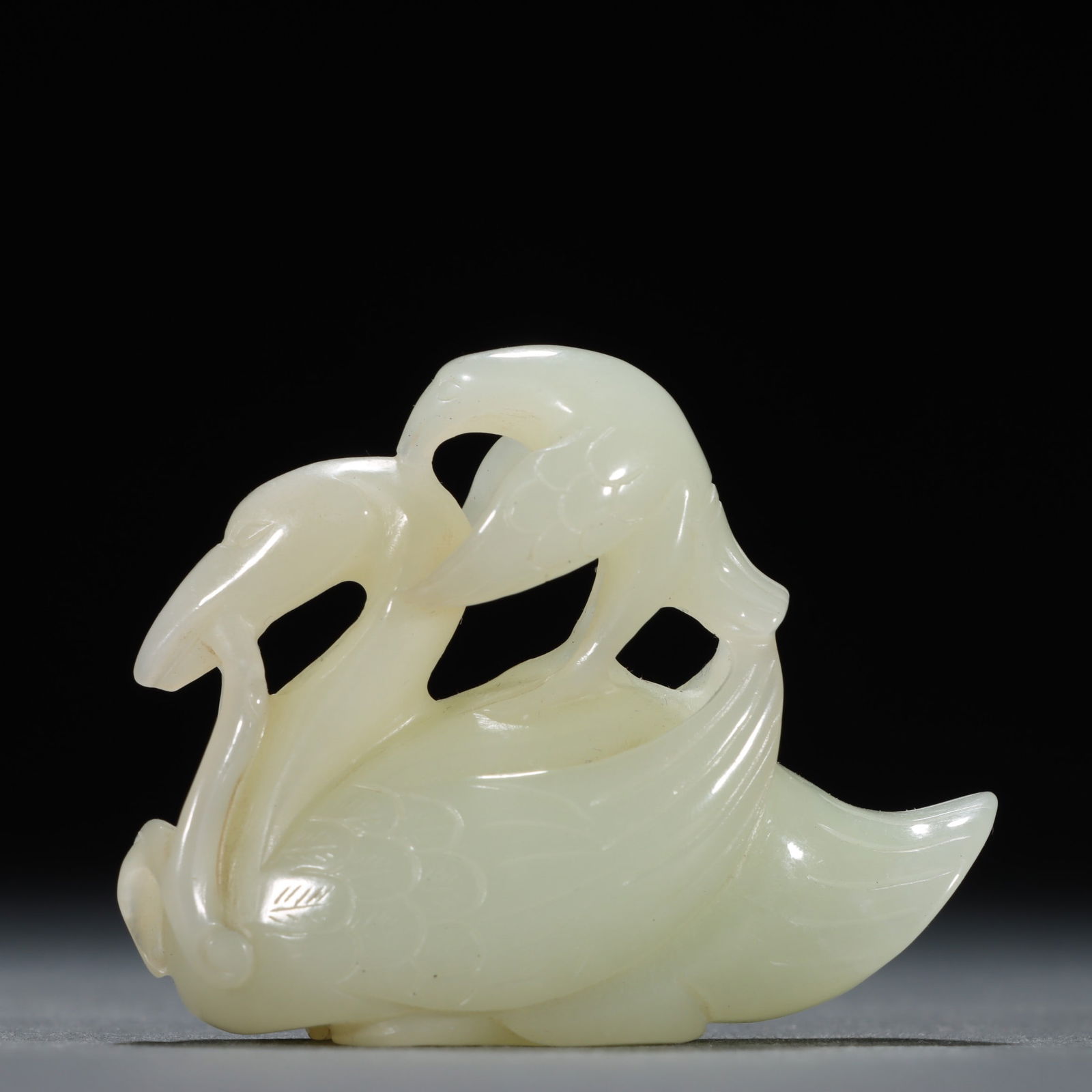 A Hetian jade goose ornament from the Qing Dynasty: Hetian jade goose ornaments of the Qing Dynasty Sixe:W:5.8cm H:4.5cm W:58g (The Dimensions Of All Batches Are Manually Measured.If You Need More Detailed Information, Please