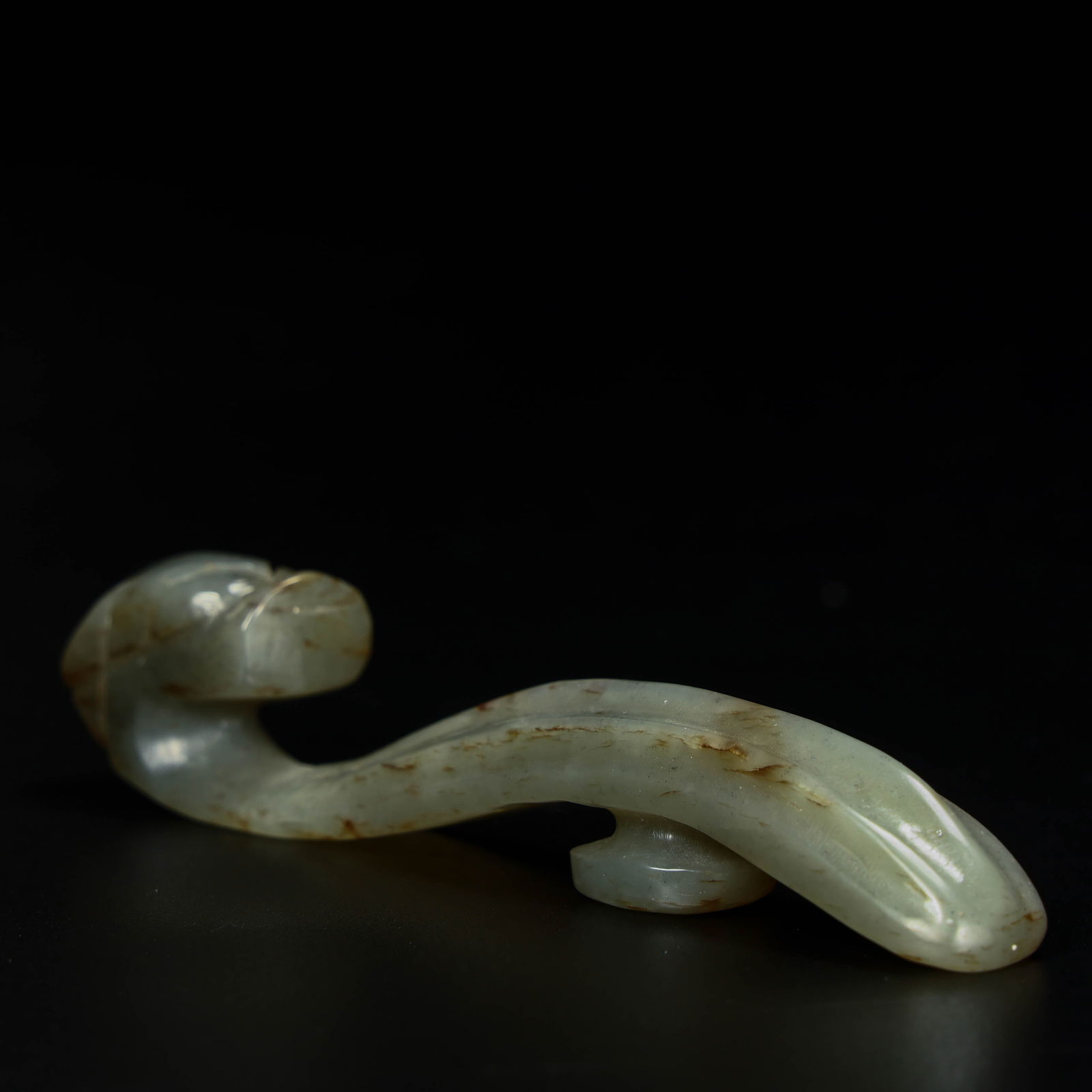 A beautiful jade dragon head with a hook - 5