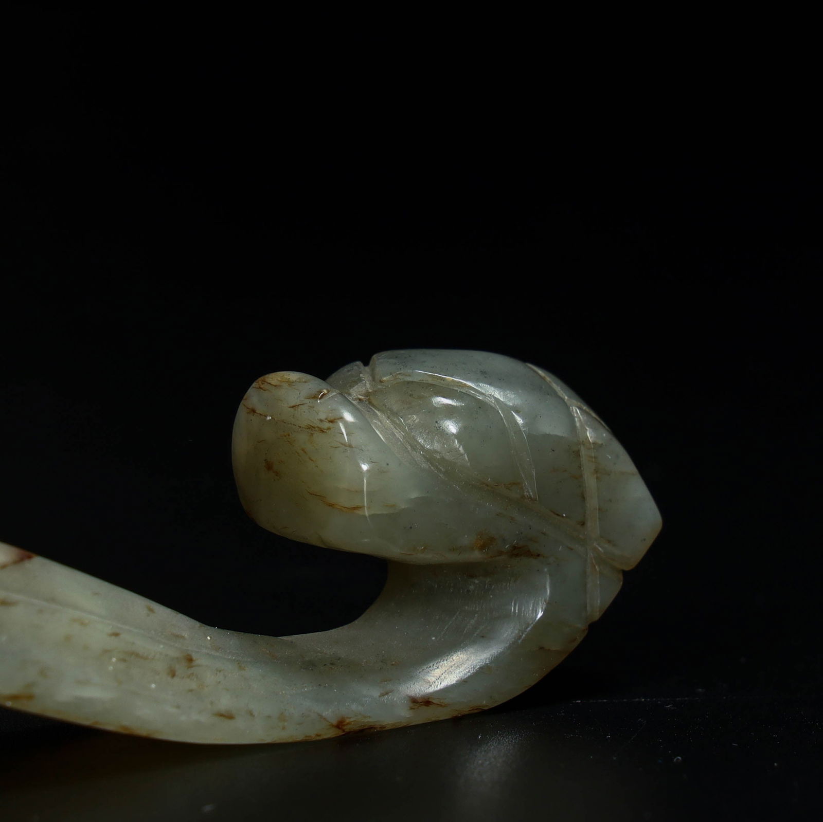 A beautiful jade dragon head with a hook - 8