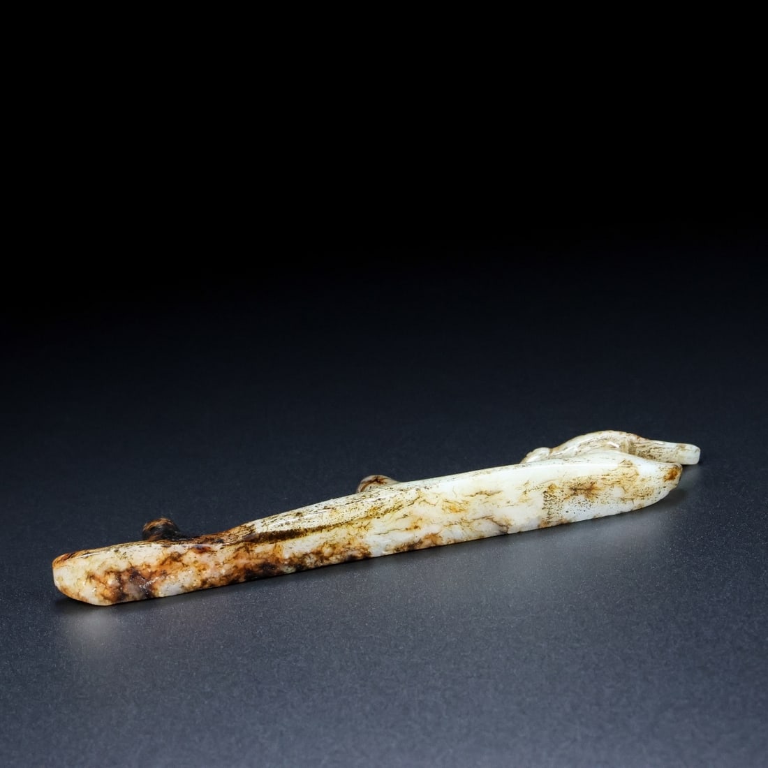 A beautiful Hetian jade pen holder - 9