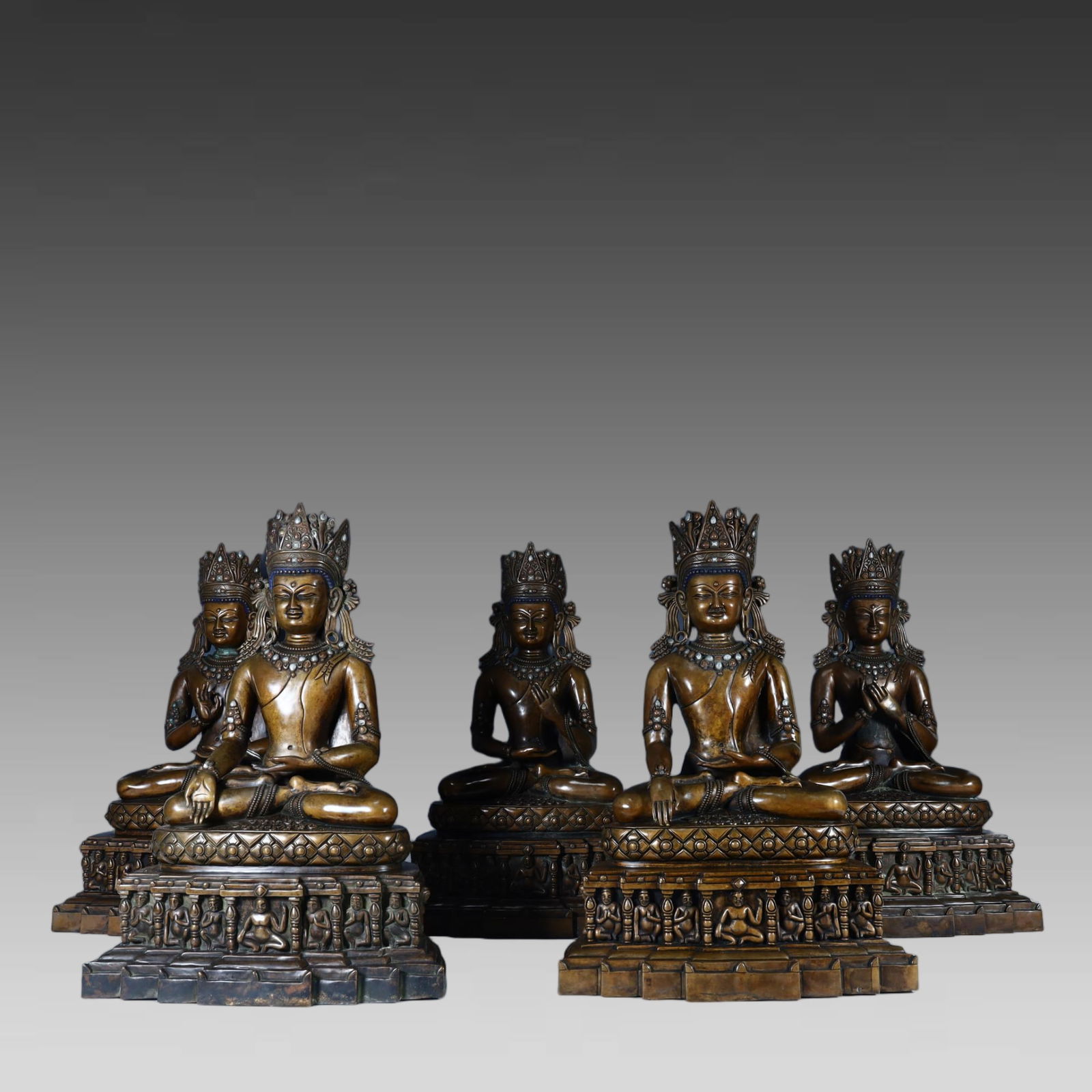 A bronze five-way Buddha from the Qing Dynasty (1 of 16)