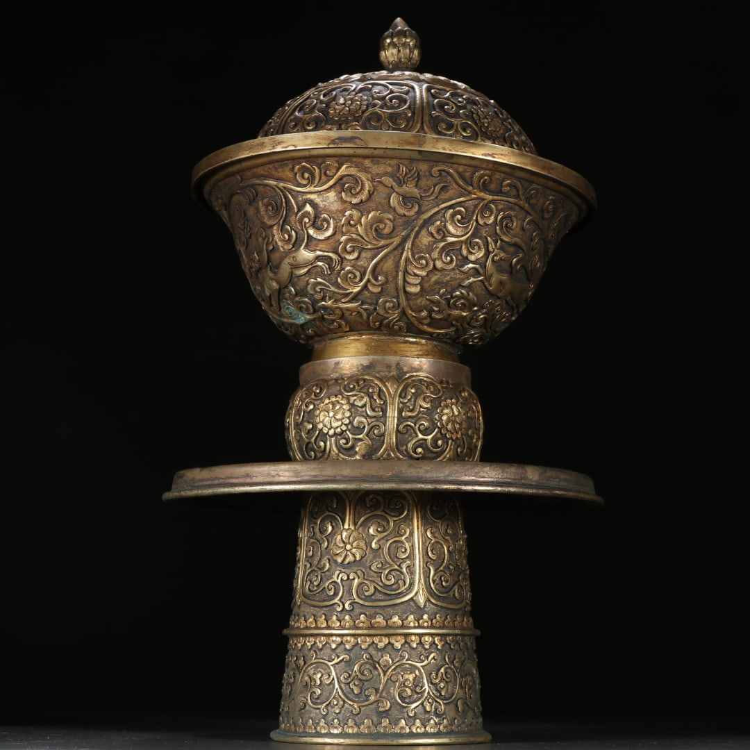 A copper-gilt donor from the Qing Dynasty - 7