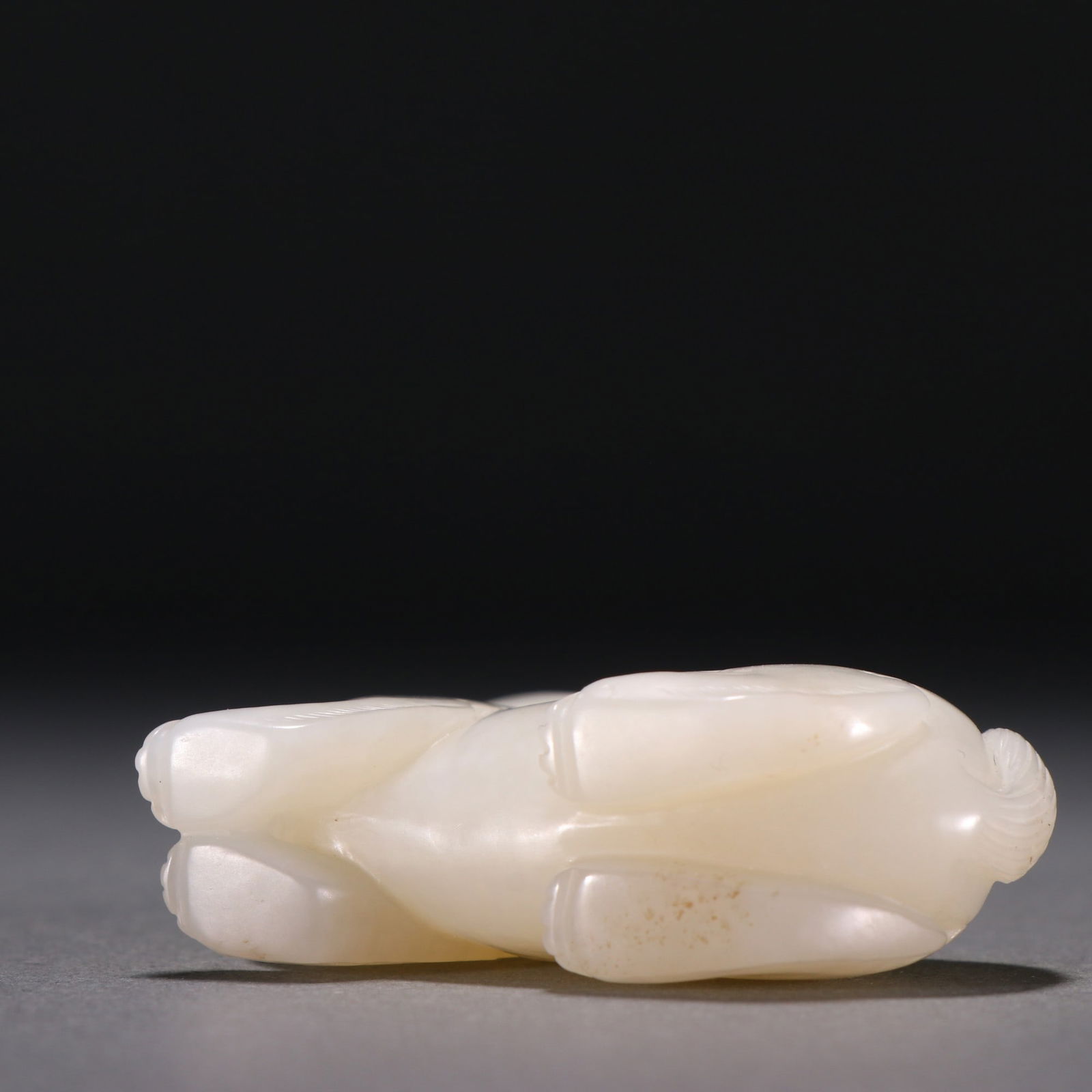 A beautiful Hetian jade beast carving - 9