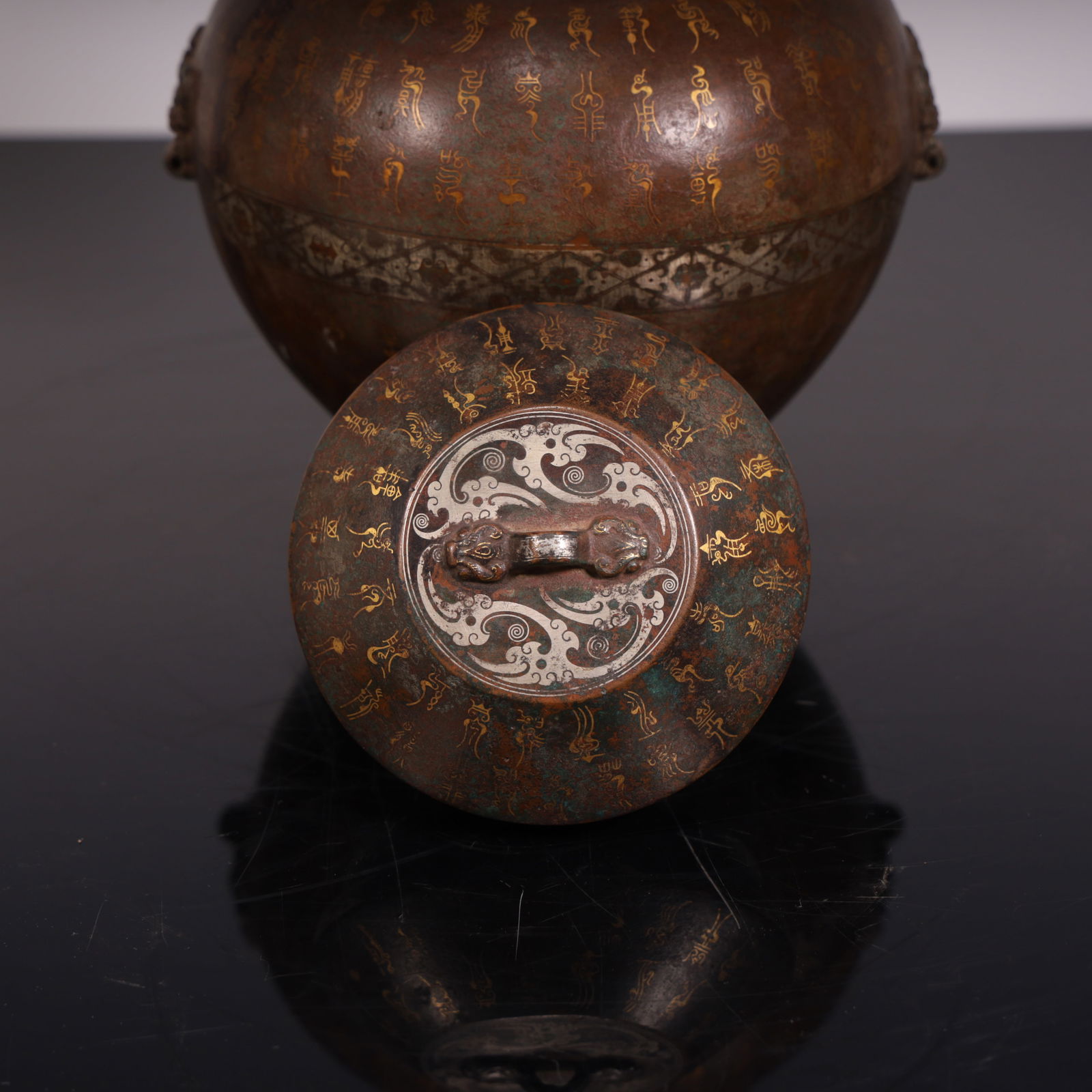 A Han Dynasty Cuojin silver amphora - 2