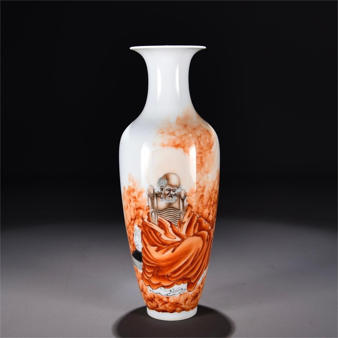 A beautiful Wang Buzuo alum red Buddha sea boundless picture bottle (1 of 9)