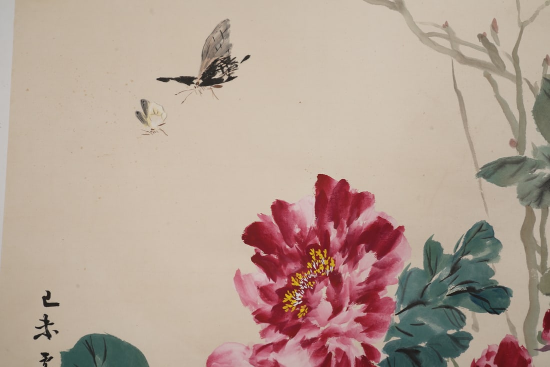 A vertical scroll on paper by Wang Xuetao - 7