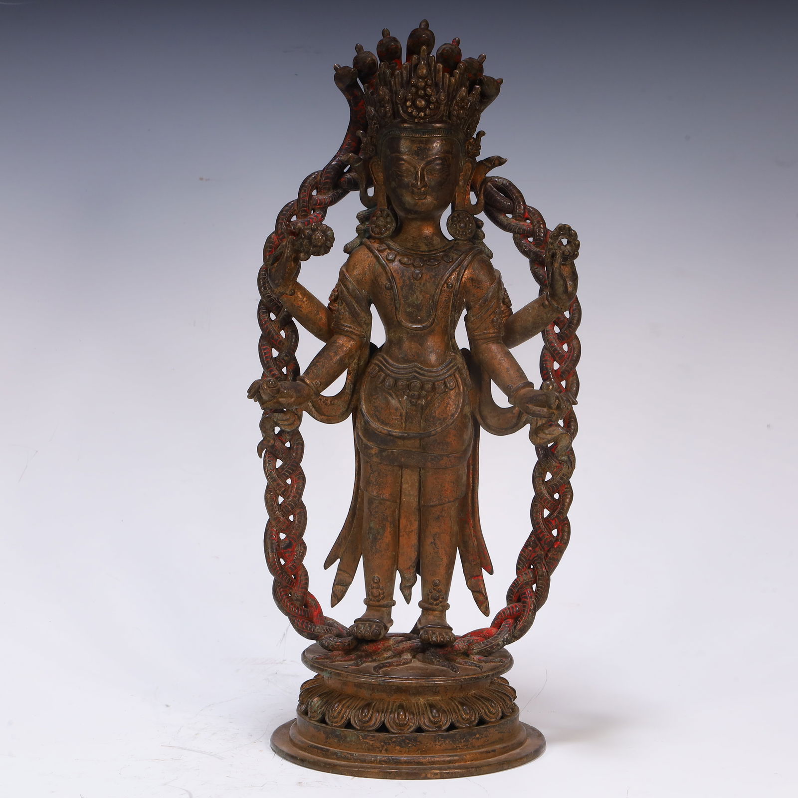A Nagarjuna Bodhisattva of the Qing Dynasty: Nagarjuna Bodhisattva of the Qing Dynasty SIZE:L: :15cm W::5cmH::30cm W::3.1kg (The Dimensions Of All Batches Are Manually Measured.If You Need More Detailed Information, Please