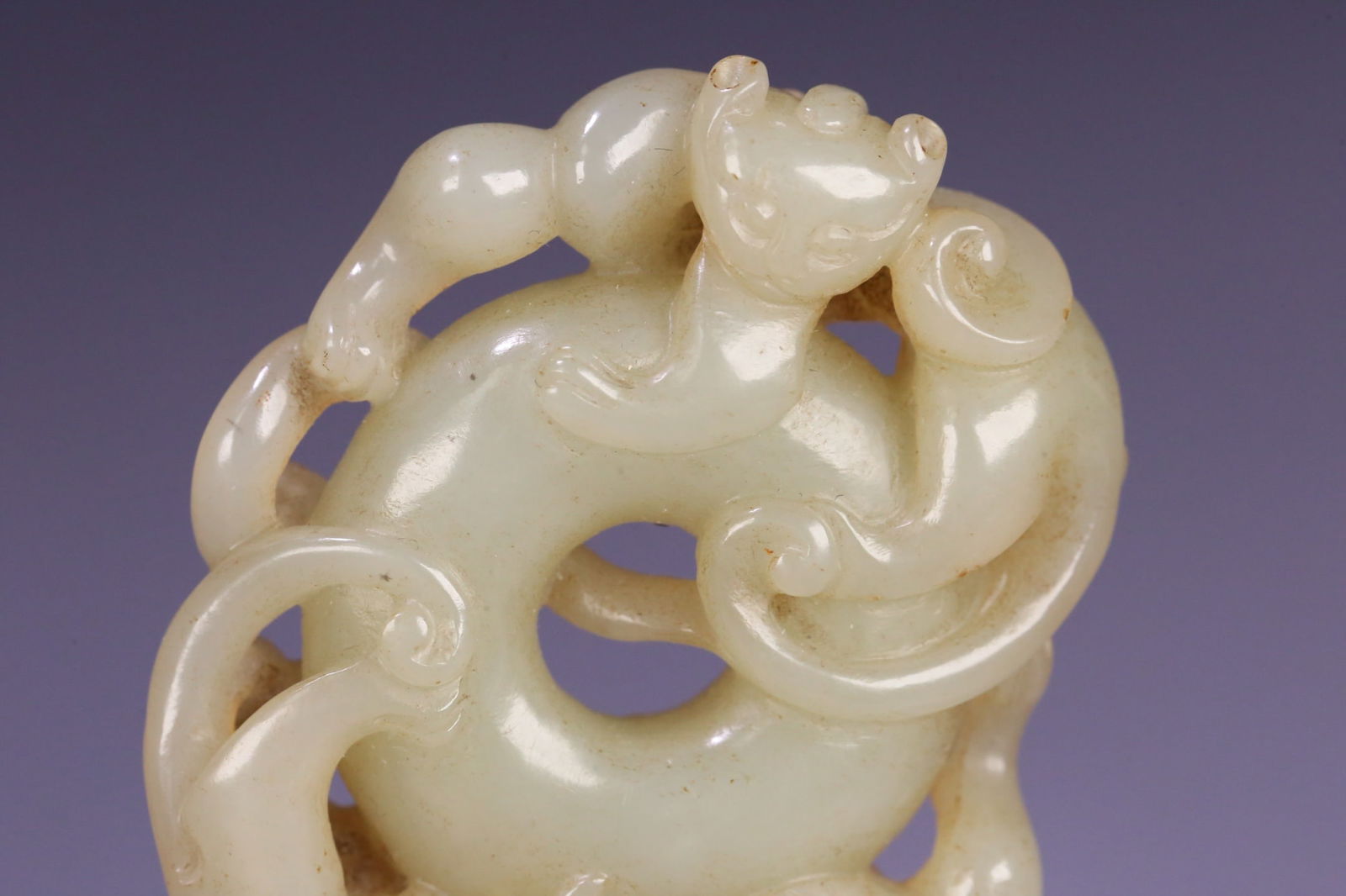 A beautiful Hetian jade dragon pendant - 5
