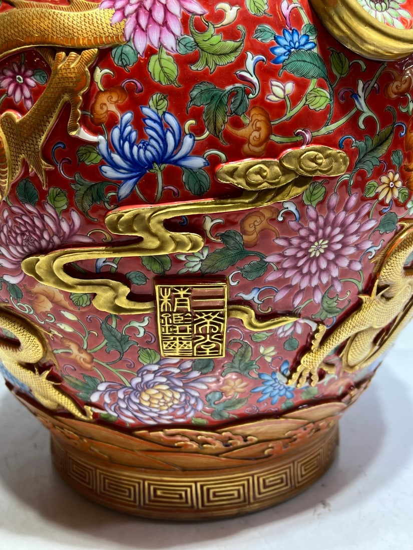 A large vase in fine enamel - 6