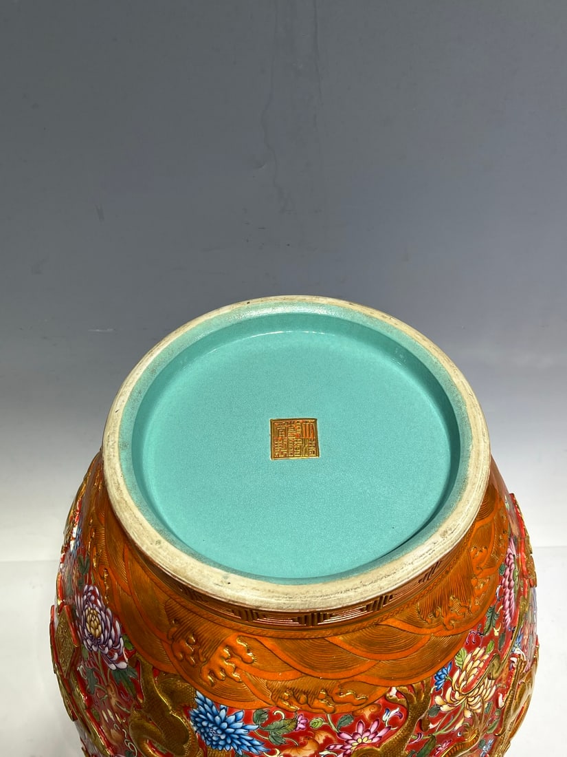 A large vase in fine enamel - 9