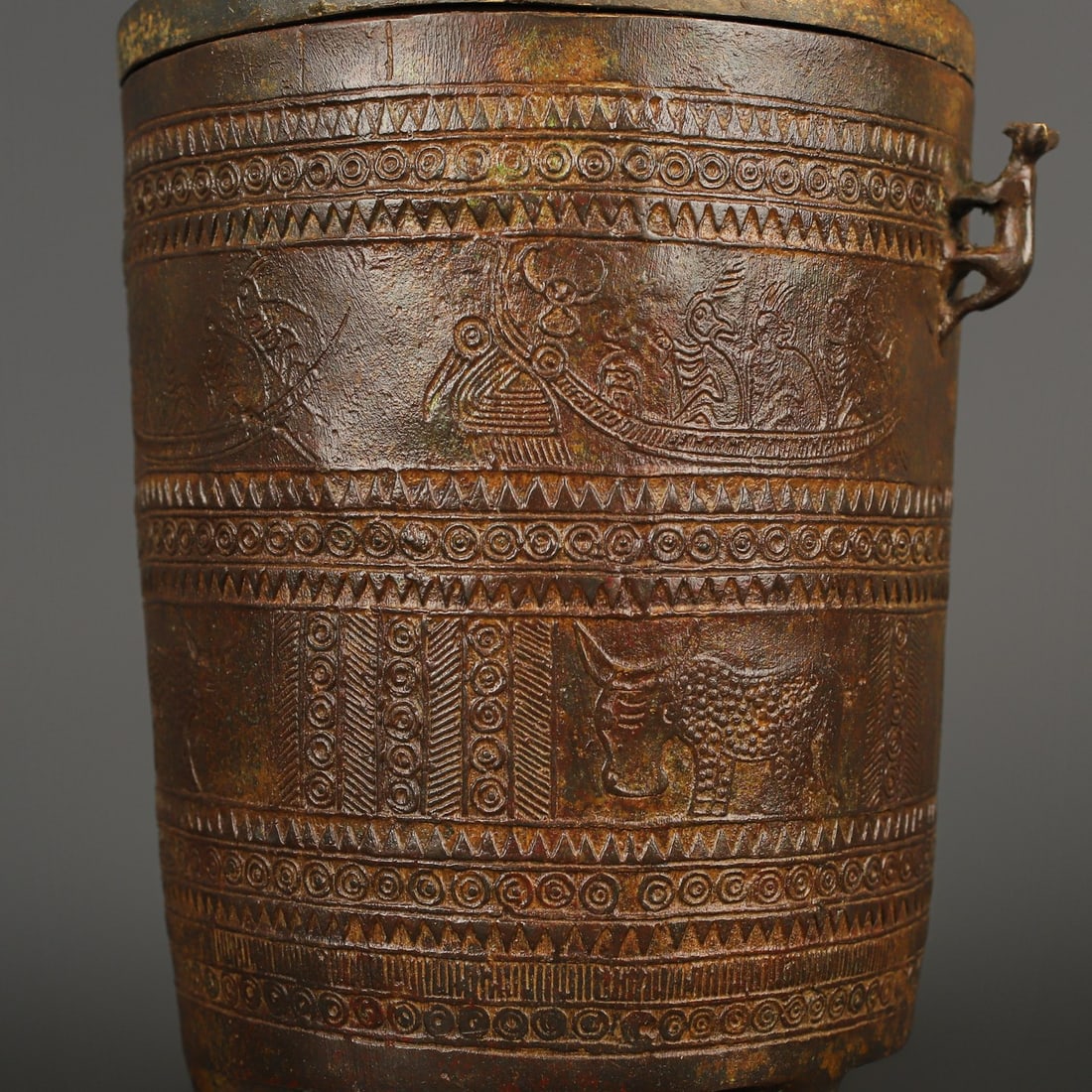 A fine Western Zhou bronze five cattle barn - 3