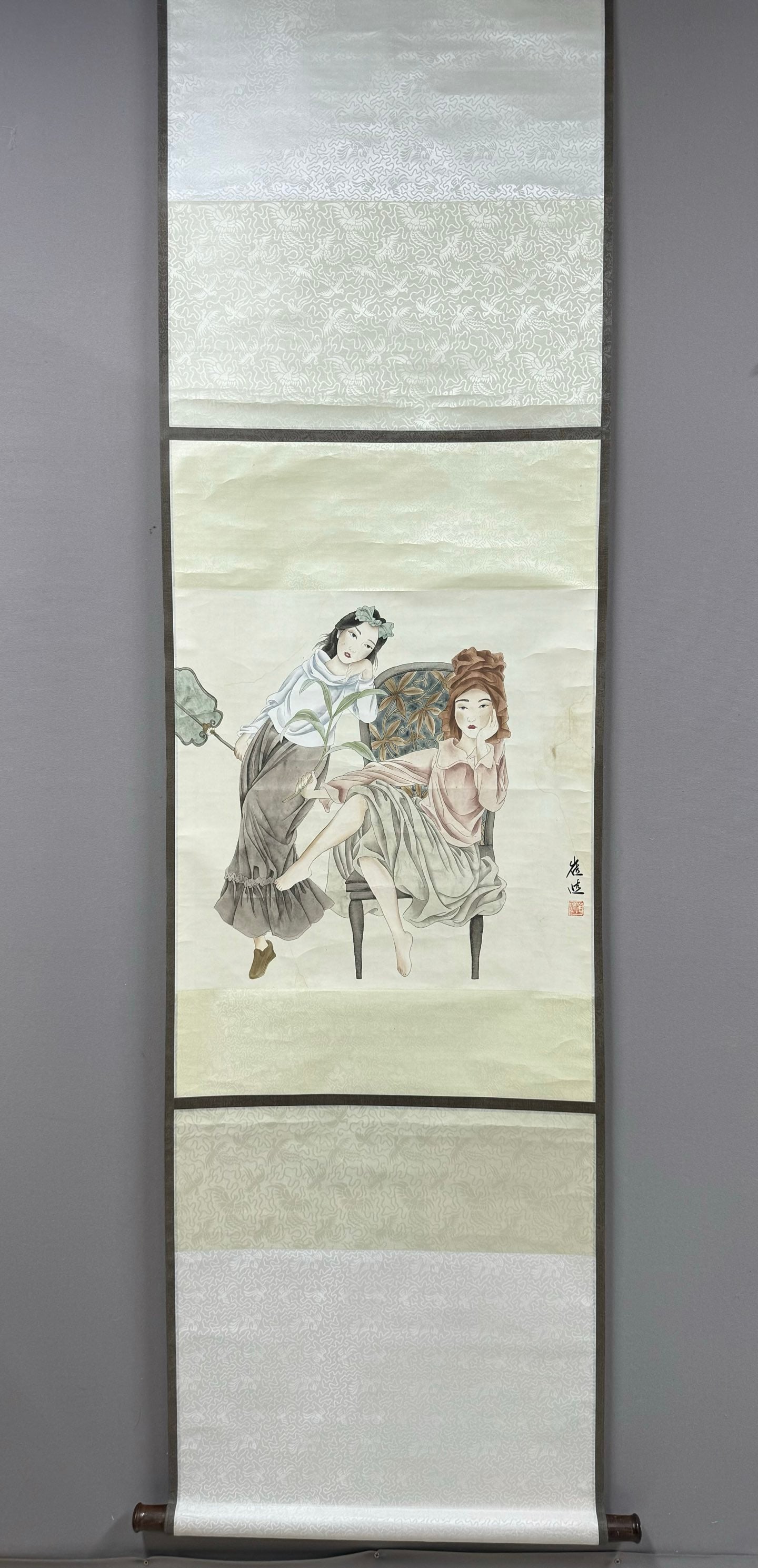 A figure painting by Cui Jin: Cui Jin's figure painting Size:54x57cm (The Dimensions Of All Batches Are Manually Measured.If You Need More Detailed Information, Please Contact Our Customer Service Before Bidding.)