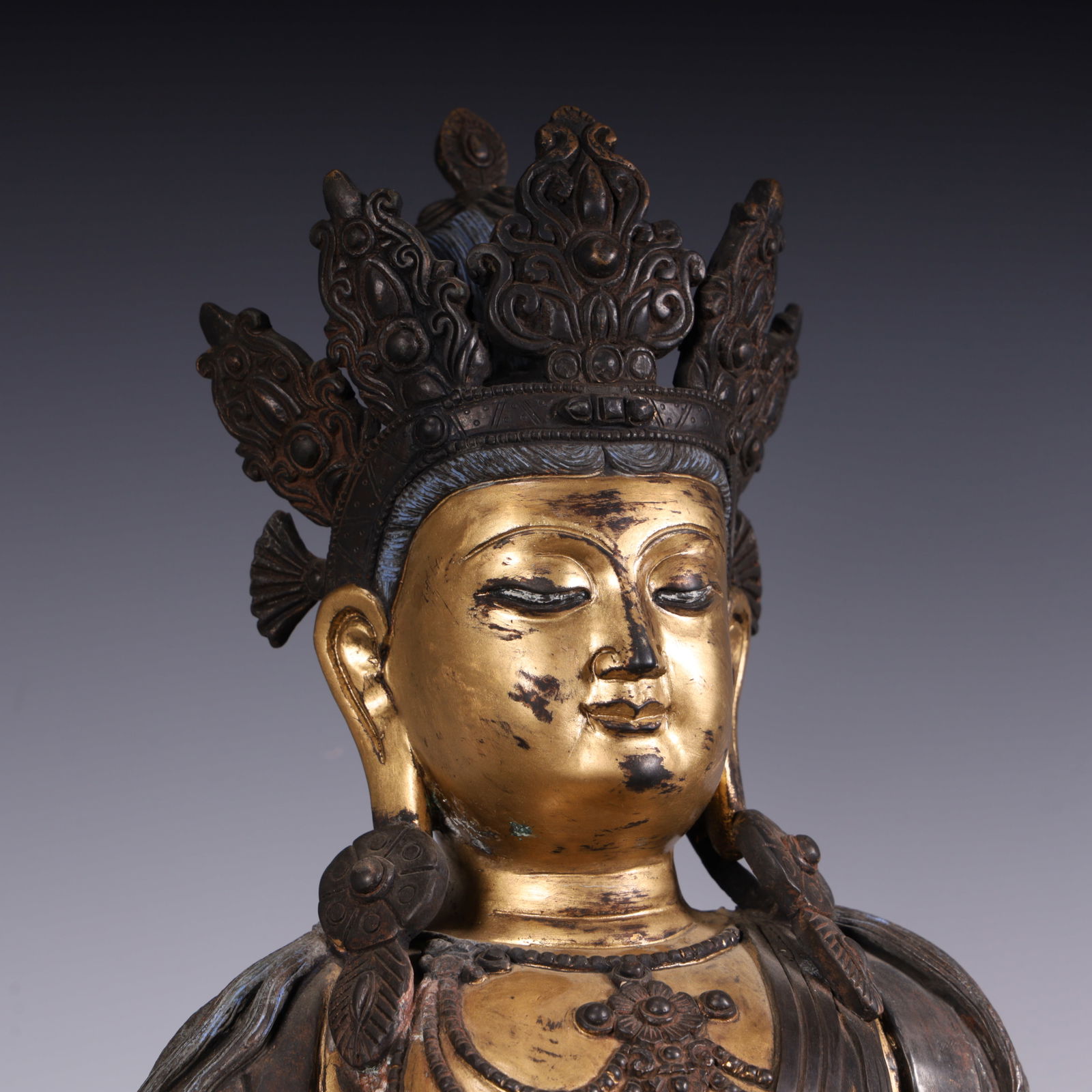 A beautiful bronze gilt Buddha statue - 3