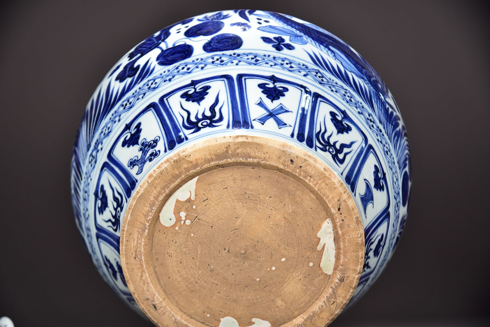 A Yuan Dynasty mackerel algae pattern lotus leaf lid jar - 14