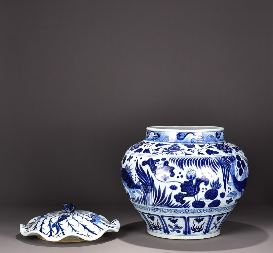 A Yuan Dynasty mackerel algae pattern lotus leaf lid jar - 9