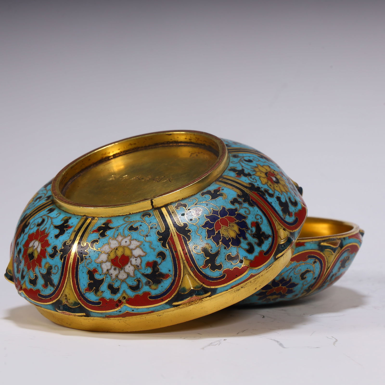 A beautiful cloisonné lid box - 5