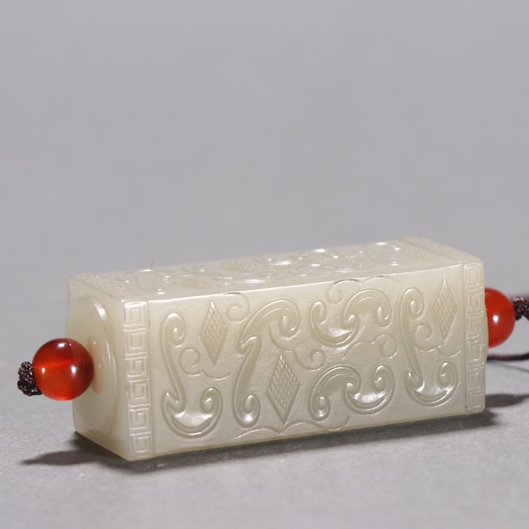 A beautiful Hetian jade carving ruyi pattern - 5