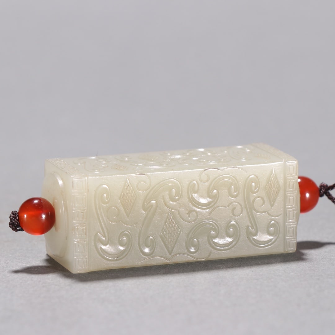 A beautiful Hetian jade carving ruyi pattern - 9