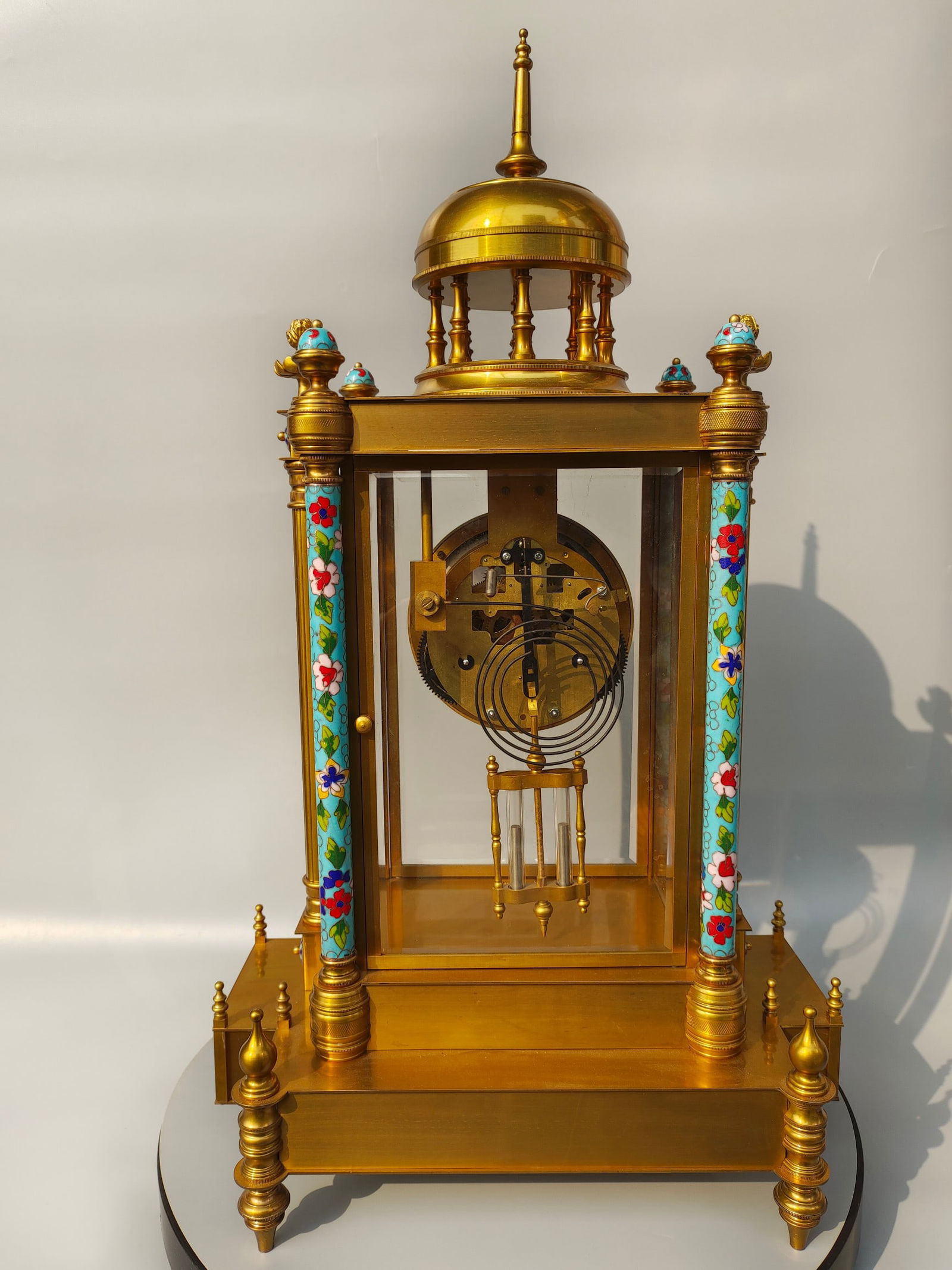 A beautiful cloisonné gilt old desk clock - 5