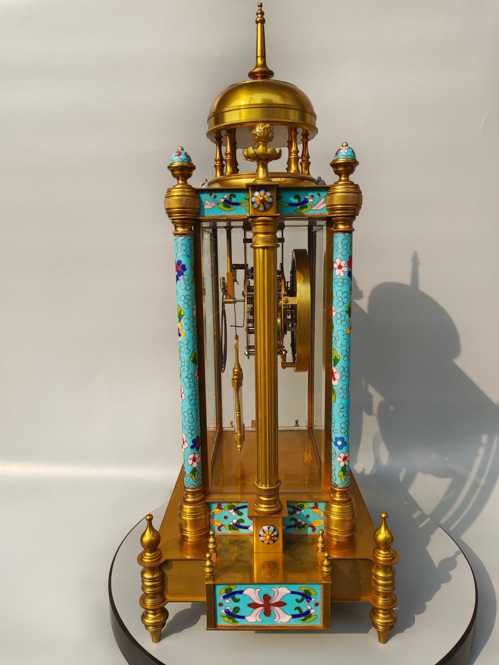 A beautiful cloisonné gilt old desk clock - 7