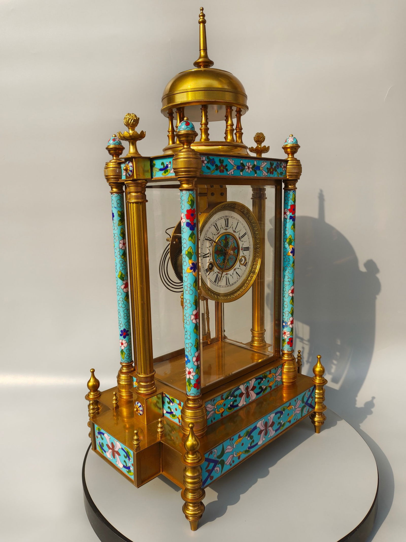A beautiful cloisonné gilt old desk clock - 8