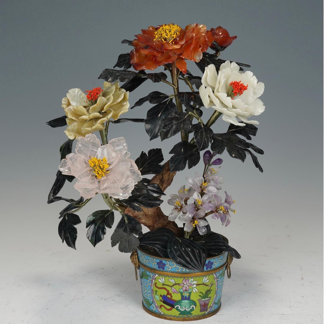 A beautiful cloisonné jade bonsai jade hall is rich (1 of 8)